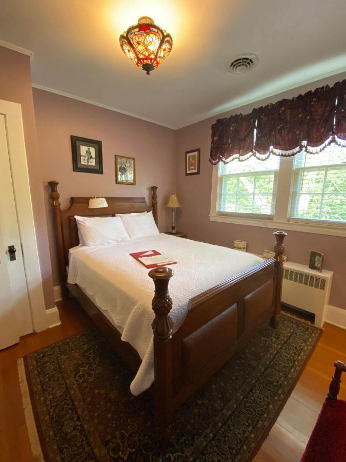 Hotel Historic Rosemont Manor Berryville Exterior foto